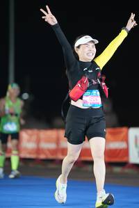 BIB: 553
                            <button type="button" onclick="openModal(19762859)" class="btn btn-primary btn-sm float-right btn-popup" data-toggle="modal" data-target=".modal-high-quality">
                        <i class="fas fa-shopping-cart"></i> Add to Cart
                    </button>
                                            <button type="button" onclick="isThisMe(19762859, true)" class="btn btn-success btn-sm float-right btn-popup btn-isme hidden" data-toggle="tooltip" data-placement="bottom" title="นี่คือรูปของคุณใช่ไหม คลิกที่นี่เพื่อเอาเข้าอัลบั้ม">
                        <i class="fas fa-plus"></i> Add to album
                    </button>
                    <button type="button" onclick="isThisMe(19762859, false)" class="btn btn-warning btn-sm float-right btn-popup btn-isnotme hidden">
                        <i class="fas fa-ban"></i> Remove from album
                    </button>